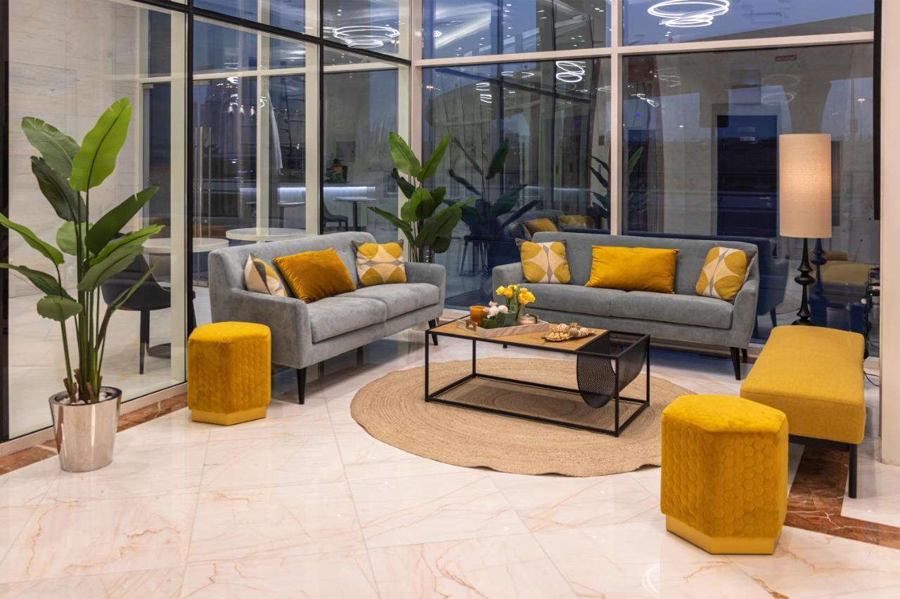 Viola Hotel Apartments ชาร์จาห์ ภายนอก รูปภาพ